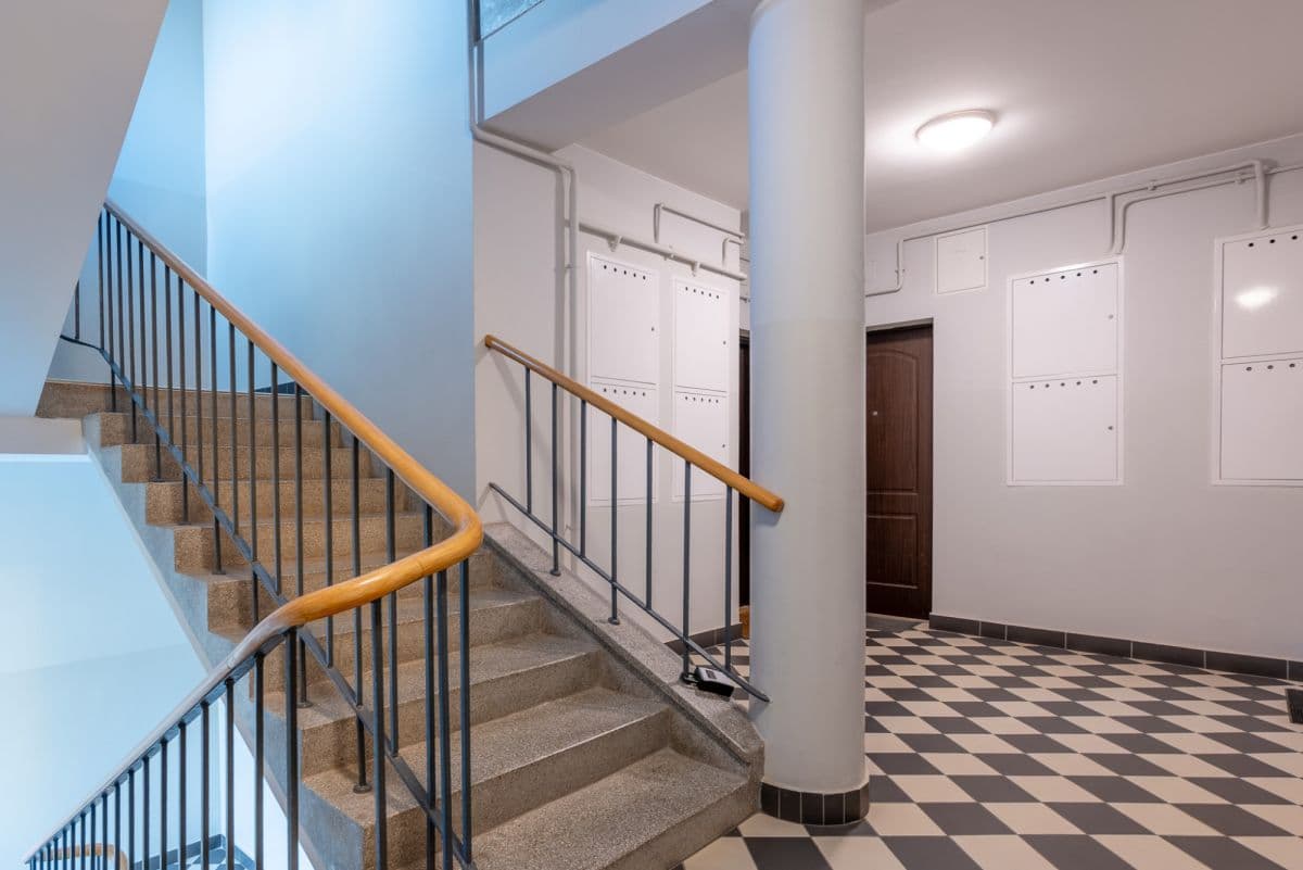 Stylowe mieszkanie przy Pałacu Kultury – 11