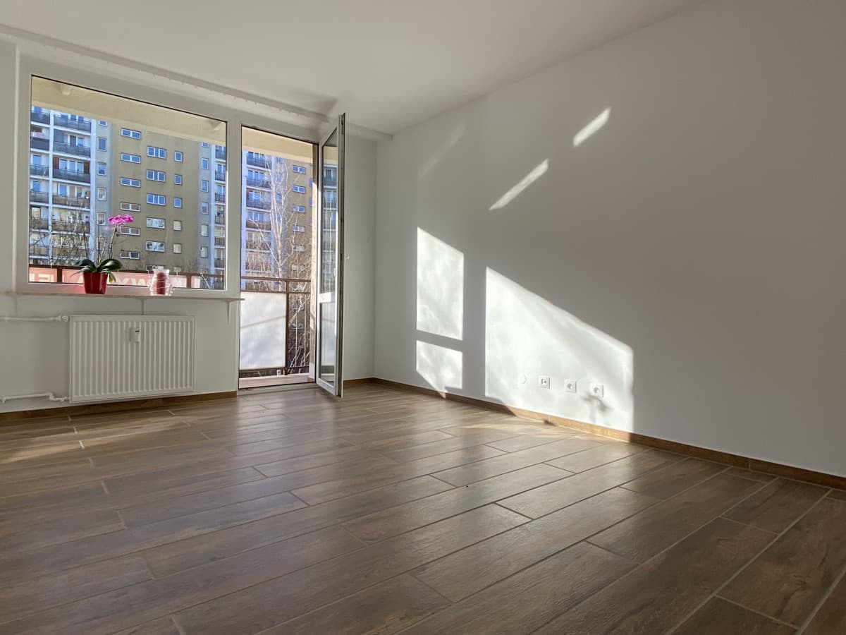 Jasne mieszkanie z balkonem, dostępne od 1 kwietnia – 4