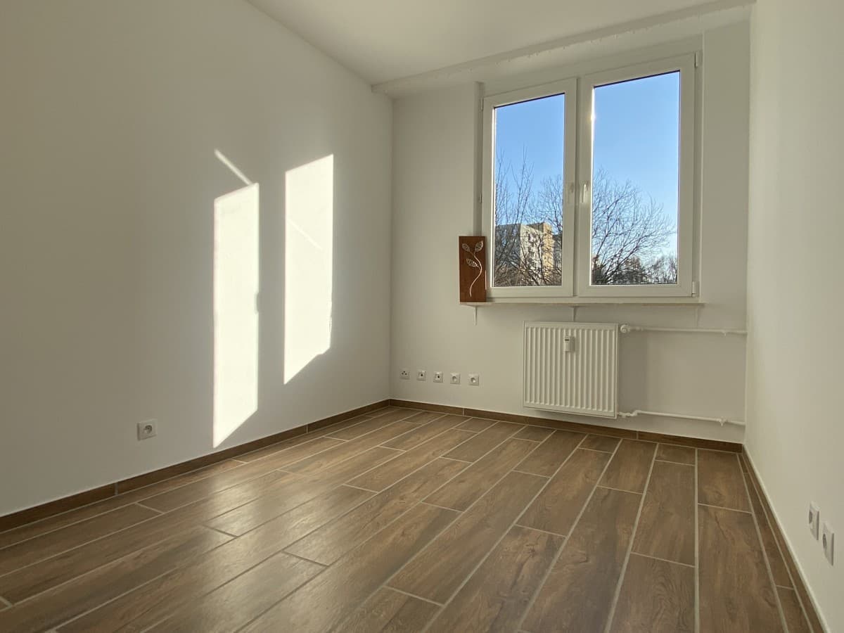 Jasne mieszkanie z balkonem, dostępne od 1 kwietnia – 8