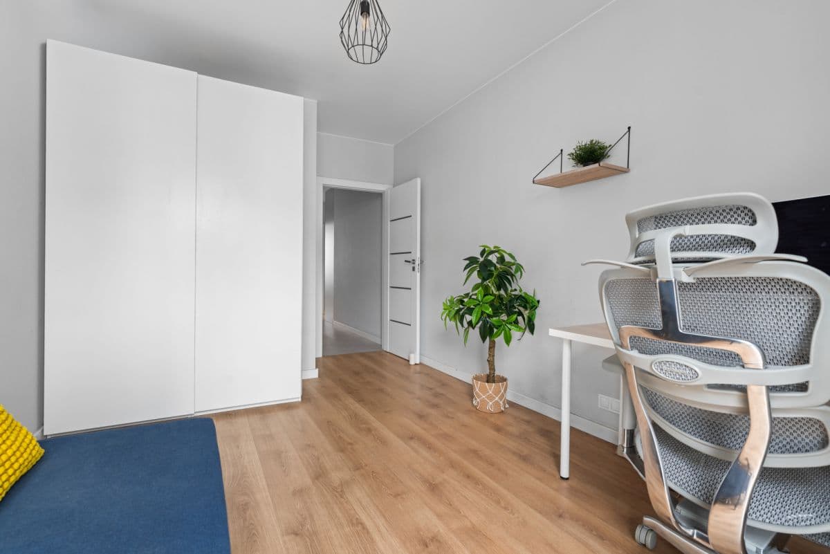 Nowoczesne 3-pokojowe mieszkanie z garażem w Fort Wola – 9