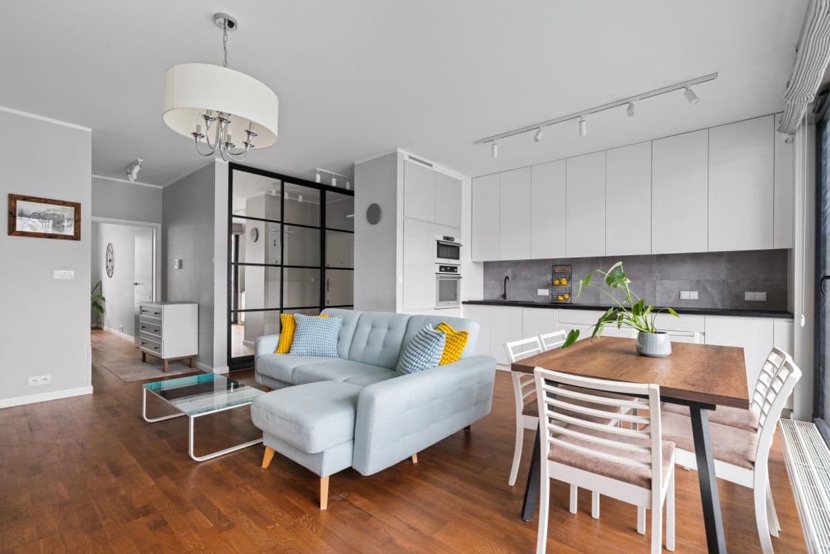 Dwupokojowe mieszkanie w Woli/Sródmieściu z loggią – 1