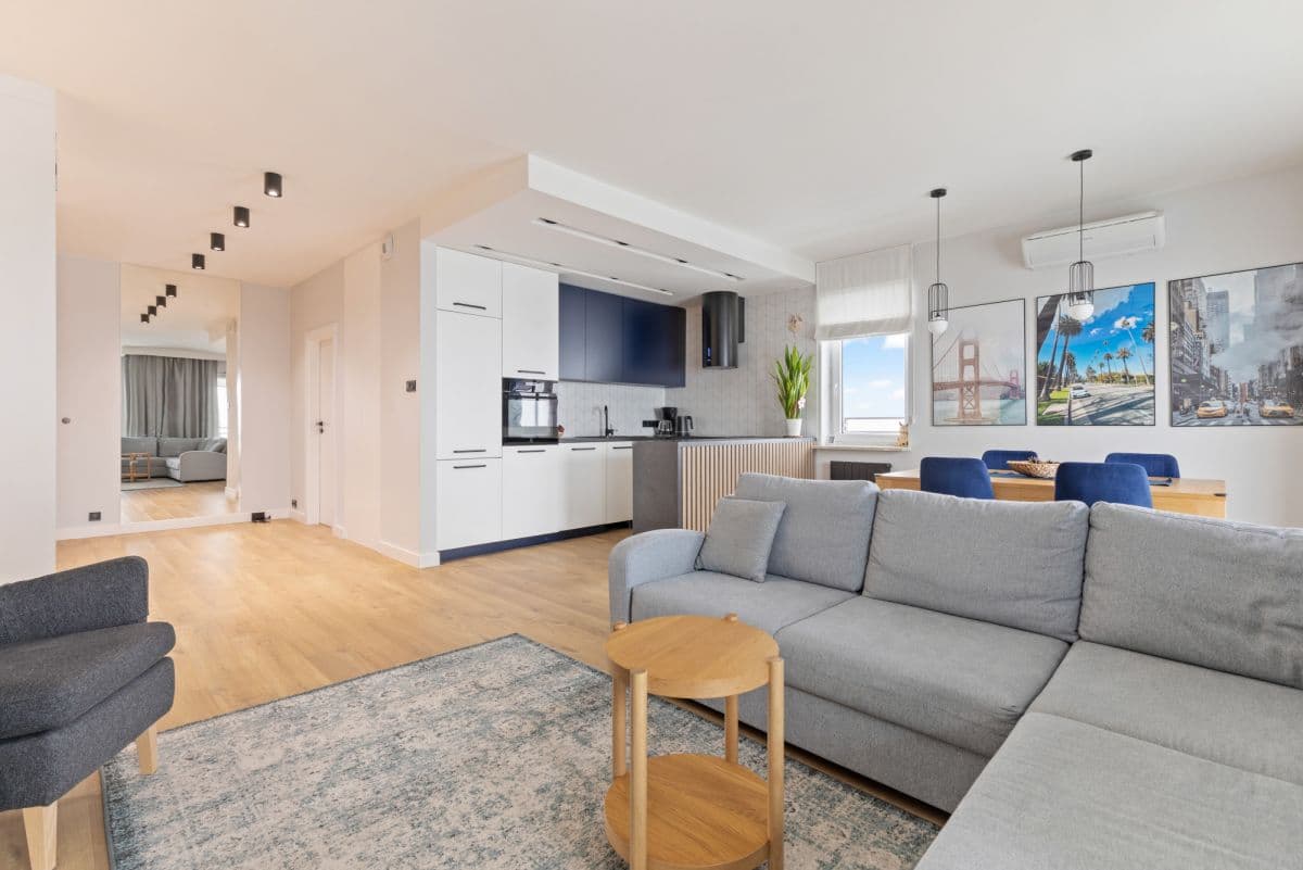 Przestronny apartament z panoramicznym widokiem na miasto – 4