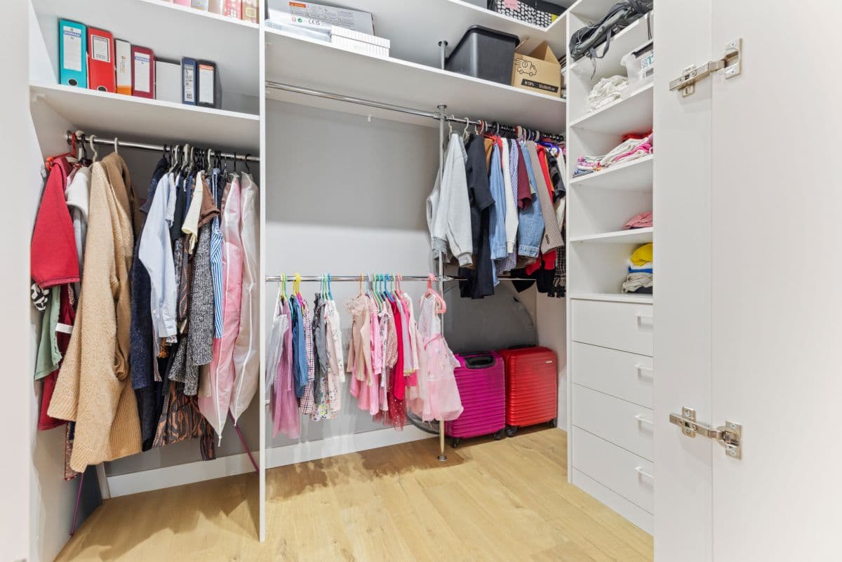 Przestronny apartament z panoramicznym widokiem na miasto – 14