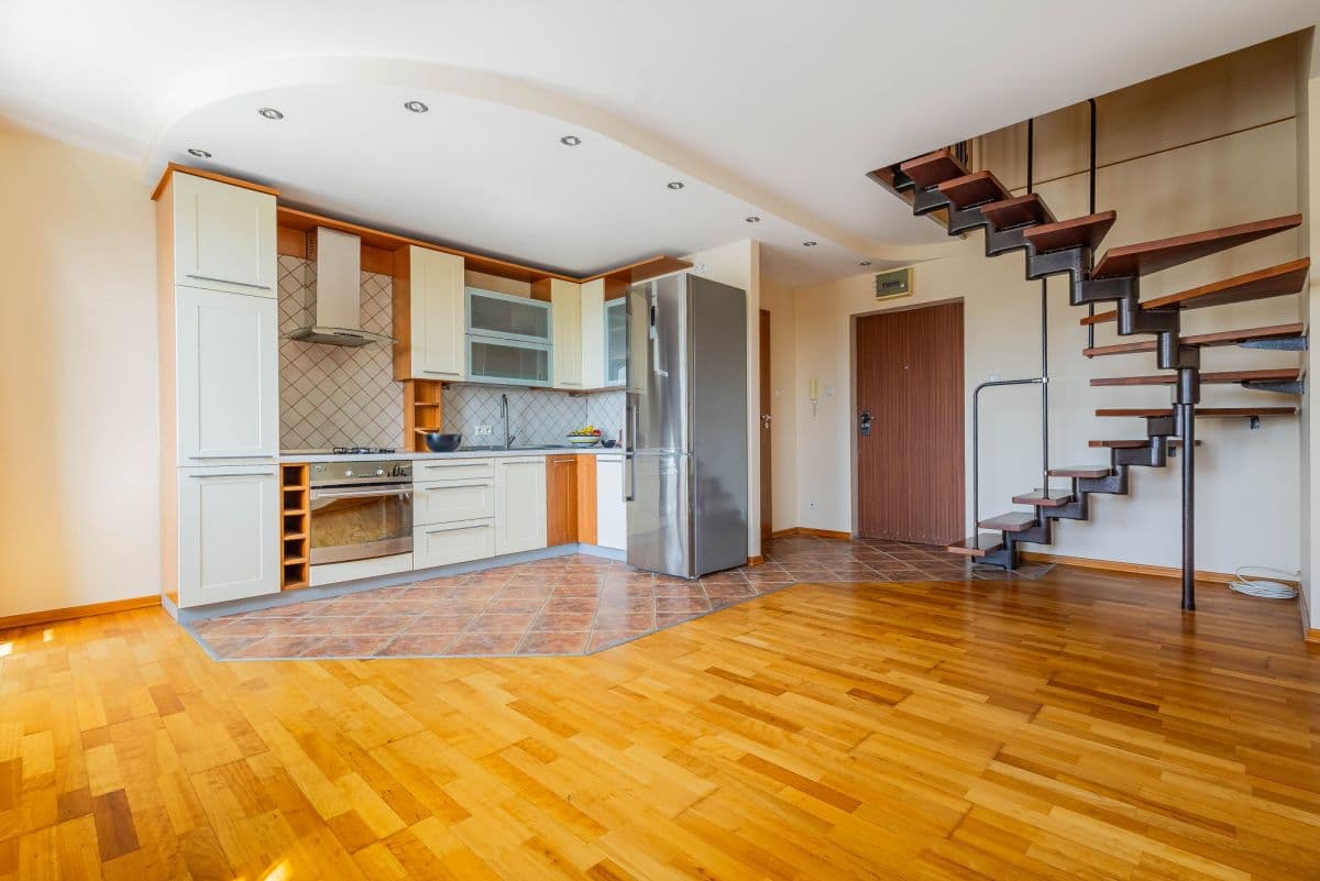 Dwupoziomowe mieszkanie gotowe do zamieszkania, Piaseczno – 1