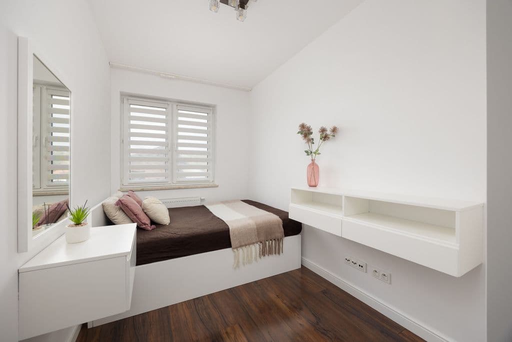 Przestronne mieszkanie dwupoziomowe w zielonej Wesołej – 10