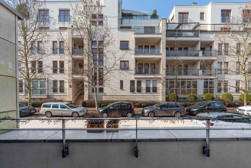 Przestronny apartament z tarasami w Wilanowie – 20