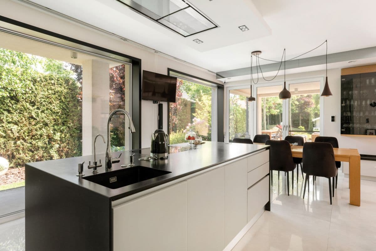 Nowoczesny dom luksusowy z ekologicznymi rozwiązaniami – 1