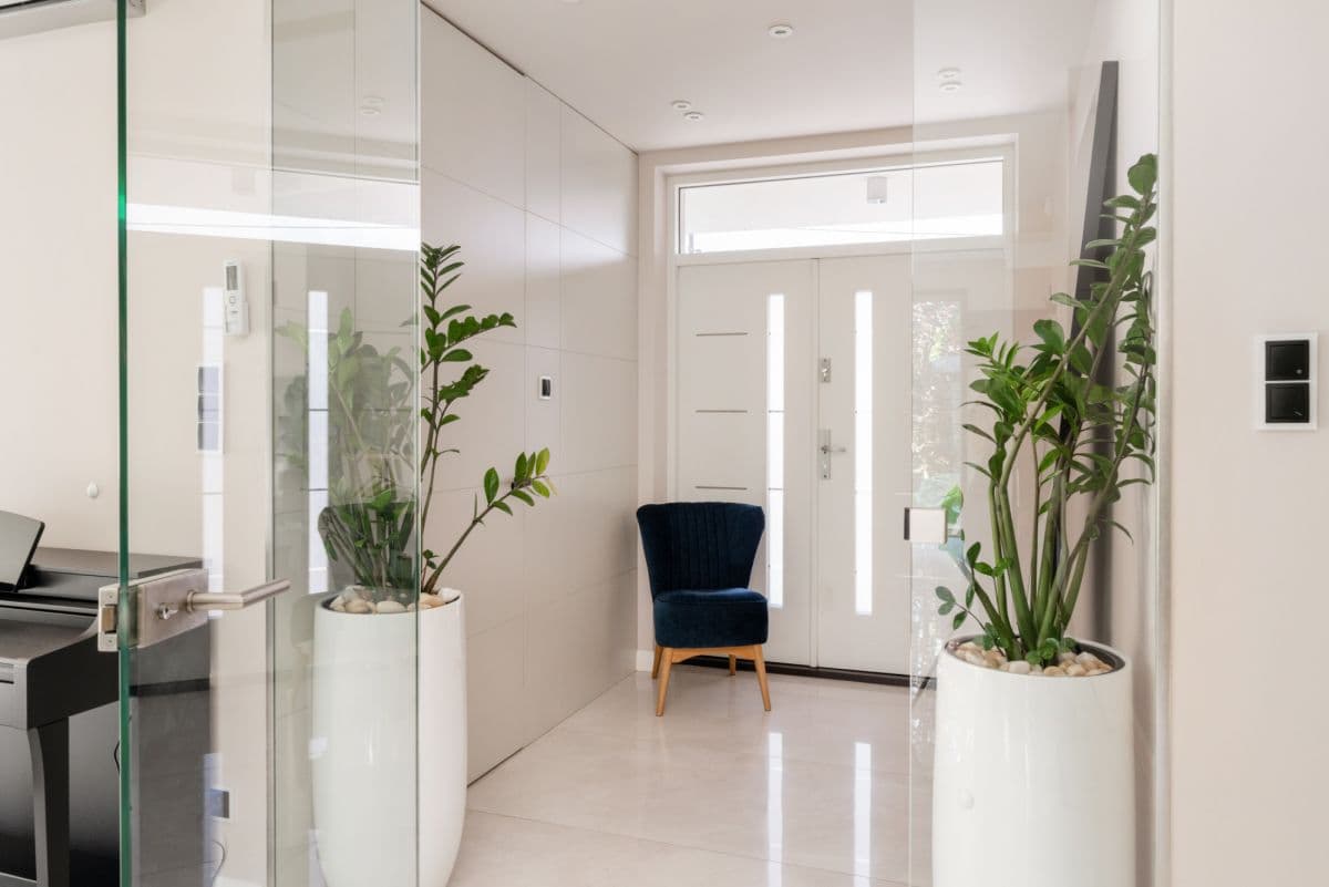 Nowoczesny dom luksusowy z ekologicznymi rozwiązaniami – 10