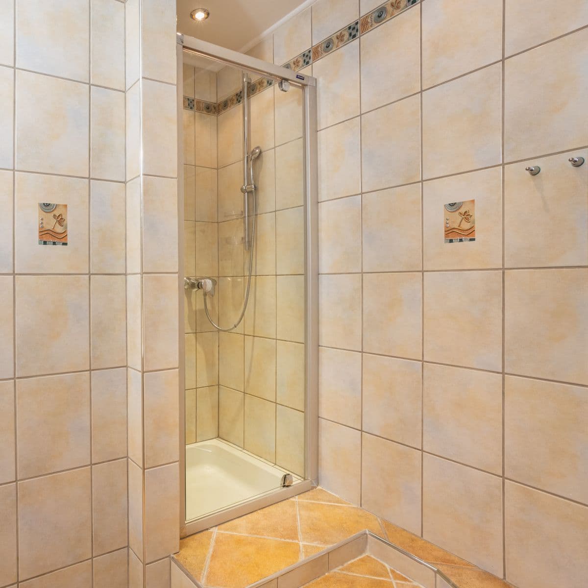 Przestronne mieszkanie na Muranowie z garażem – 8