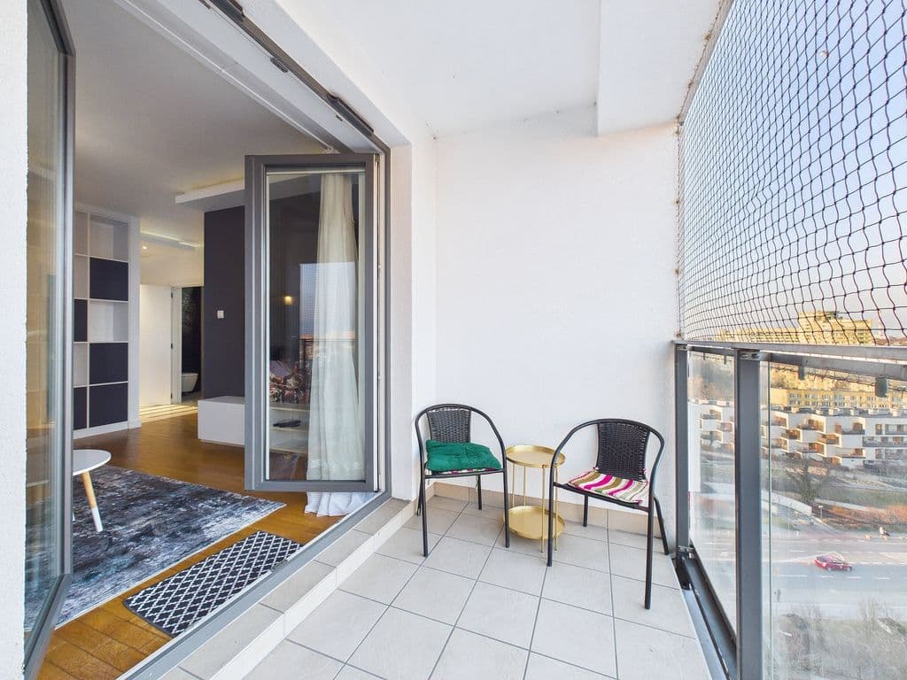 Komfortowy 2-pokojowy apartament z dużą ilością miejsca – 13