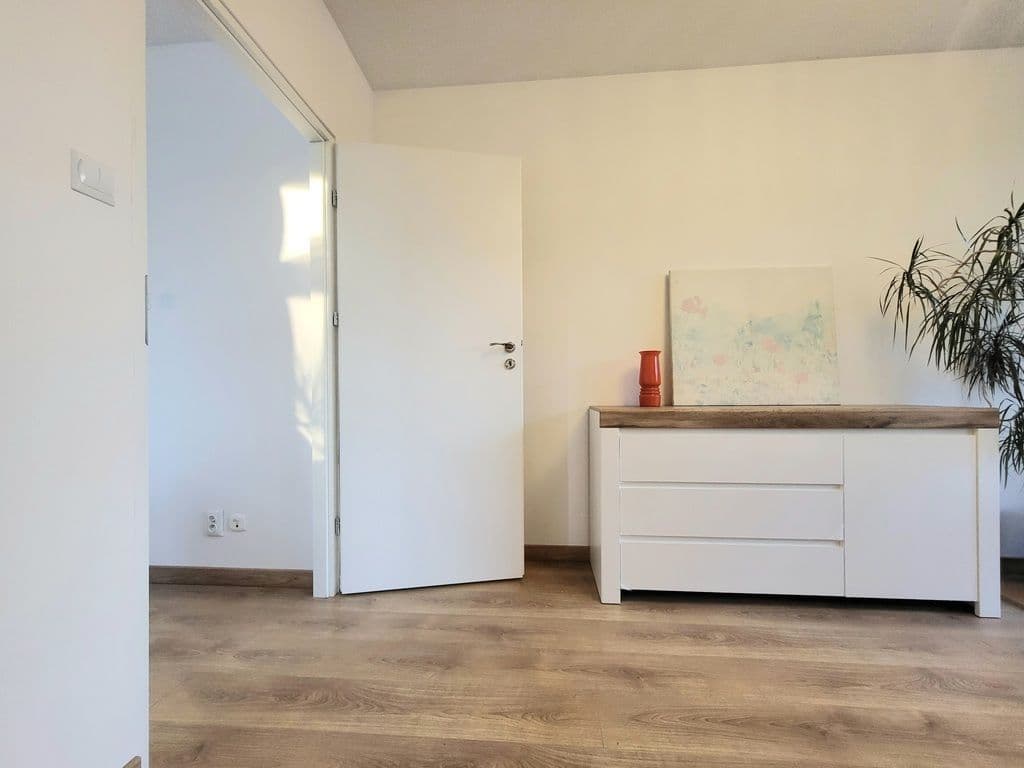 Wynajem mieszkania z widokiem na zieleń – 4