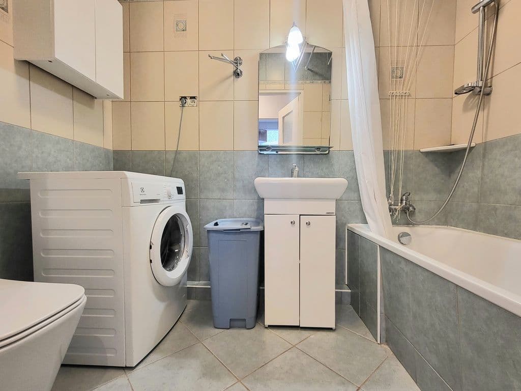 Wynajem mieszkania z widokiem na zieleń – 11