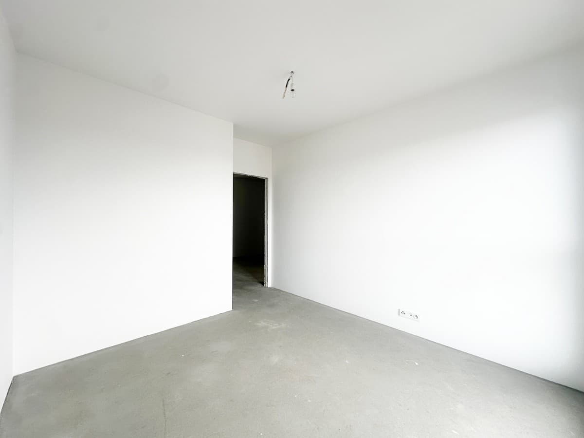 Nowoczesne mieszkanie z widokiem na miasto i balkonem – 9