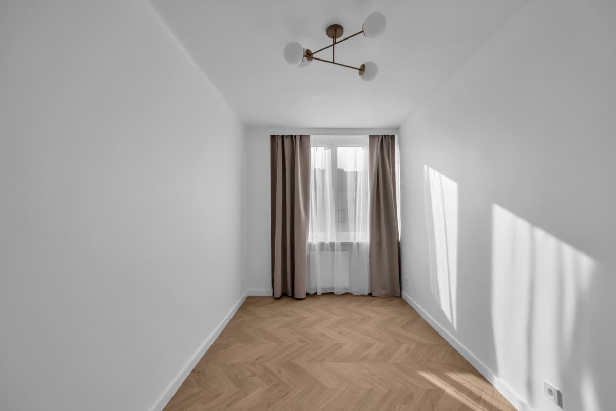 Przestronne, po generalnym remoncie mieszkanie 4-pokojowe w Bielanach – 13