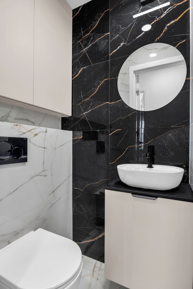 Przestronne, po generalnym remoncie mieszkanie 4-pokojowe w Bielanach – 16