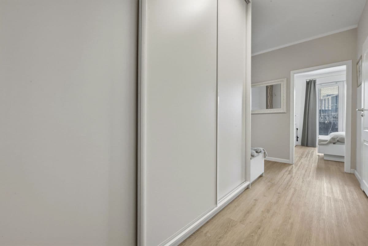 Nowoczesny apartament z prywatnym ogródkiem w Wilanowie – 12