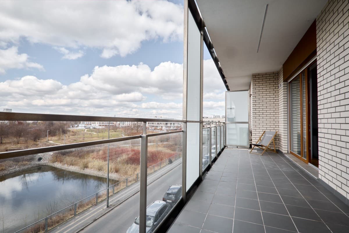 Przestronny apartament 3-pokojowy z widokiem na miasto – 14