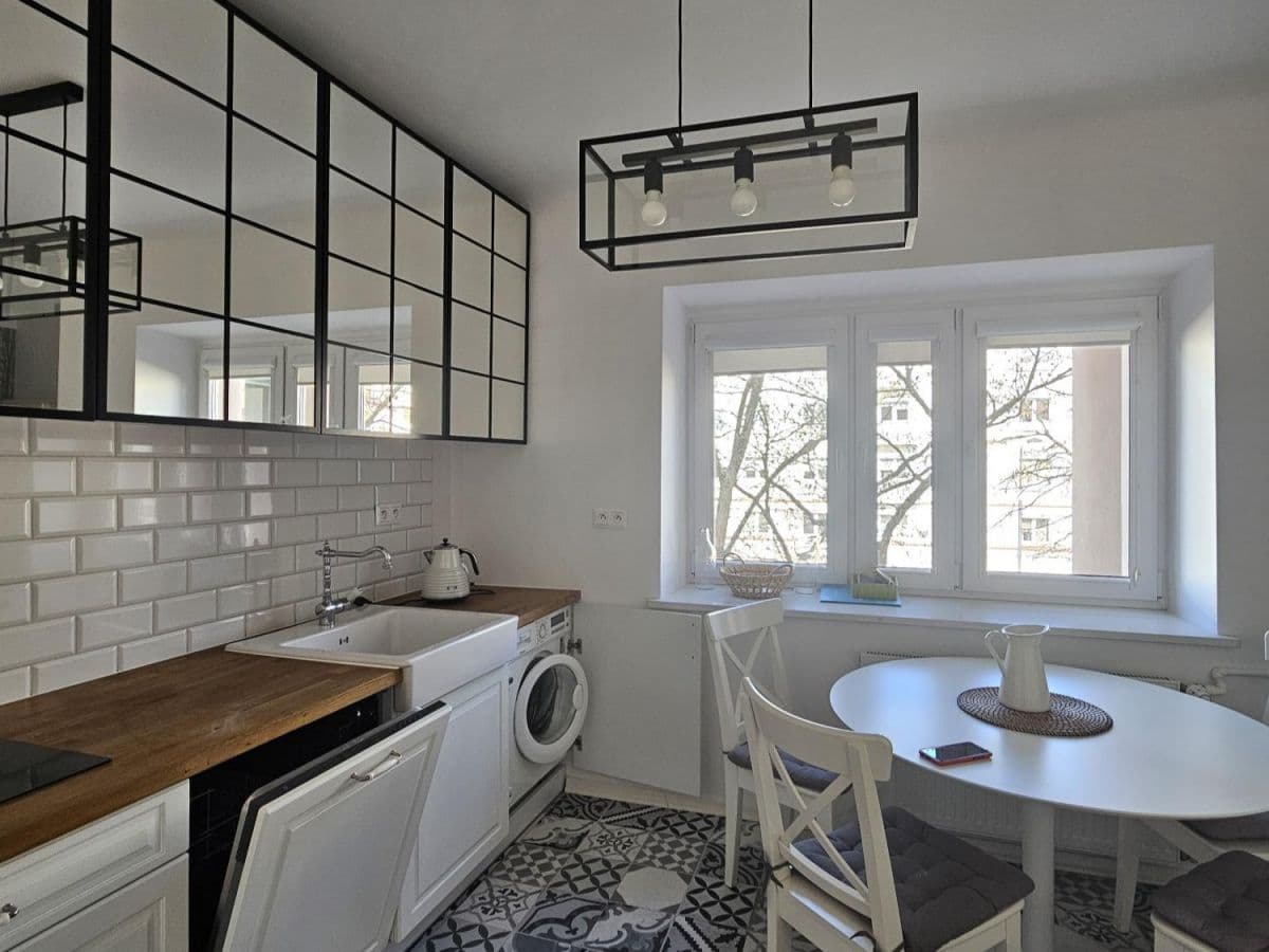 Urokliwe mieszkanie 2-pokojowe w centrum Warszawy – 4