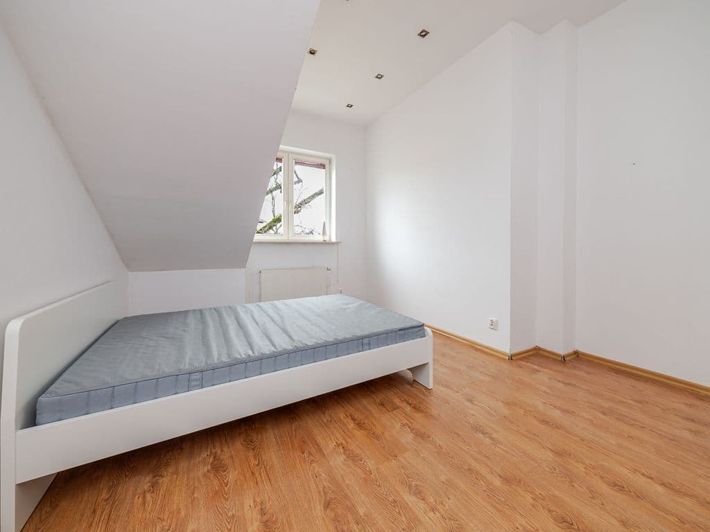 Przestronne mieszkanie dwupoziomowe 131 m² w Starej Miłosnej – 2