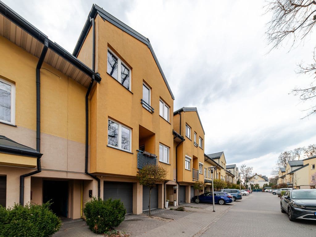 Przestronne mieszkanie dwupoziomowe 131 m² w Starej Miłosnej – 20