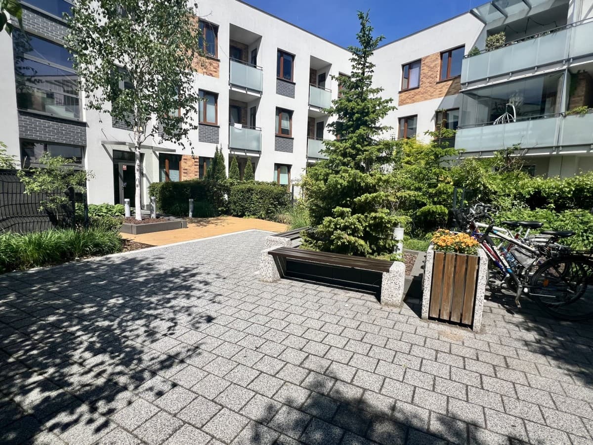 Mieszkanie 3-pokojowe na parterze z ogrodem – 14