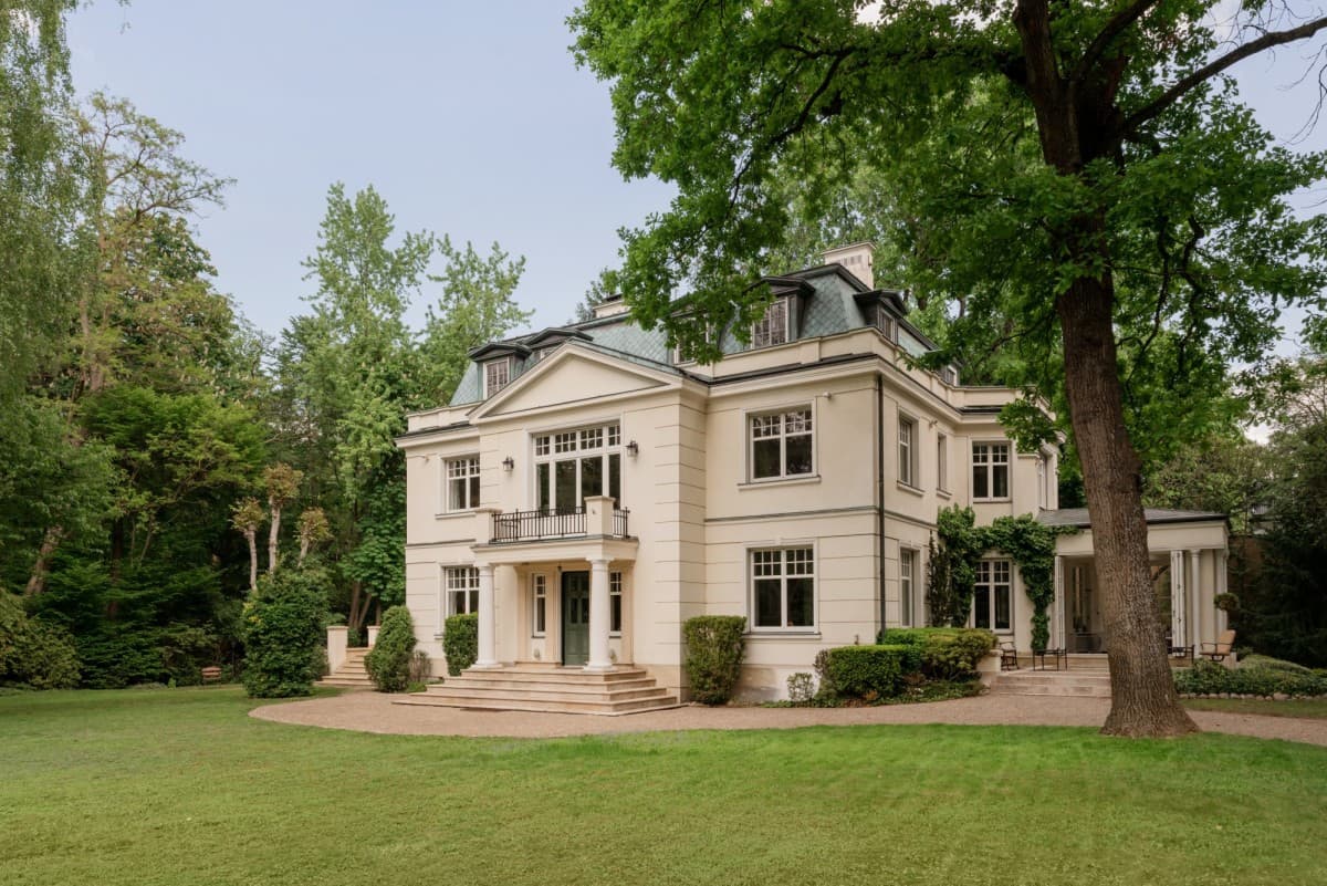 Elegancka rezydencja w prestiżowym Konstancinie z ogrodem – 2