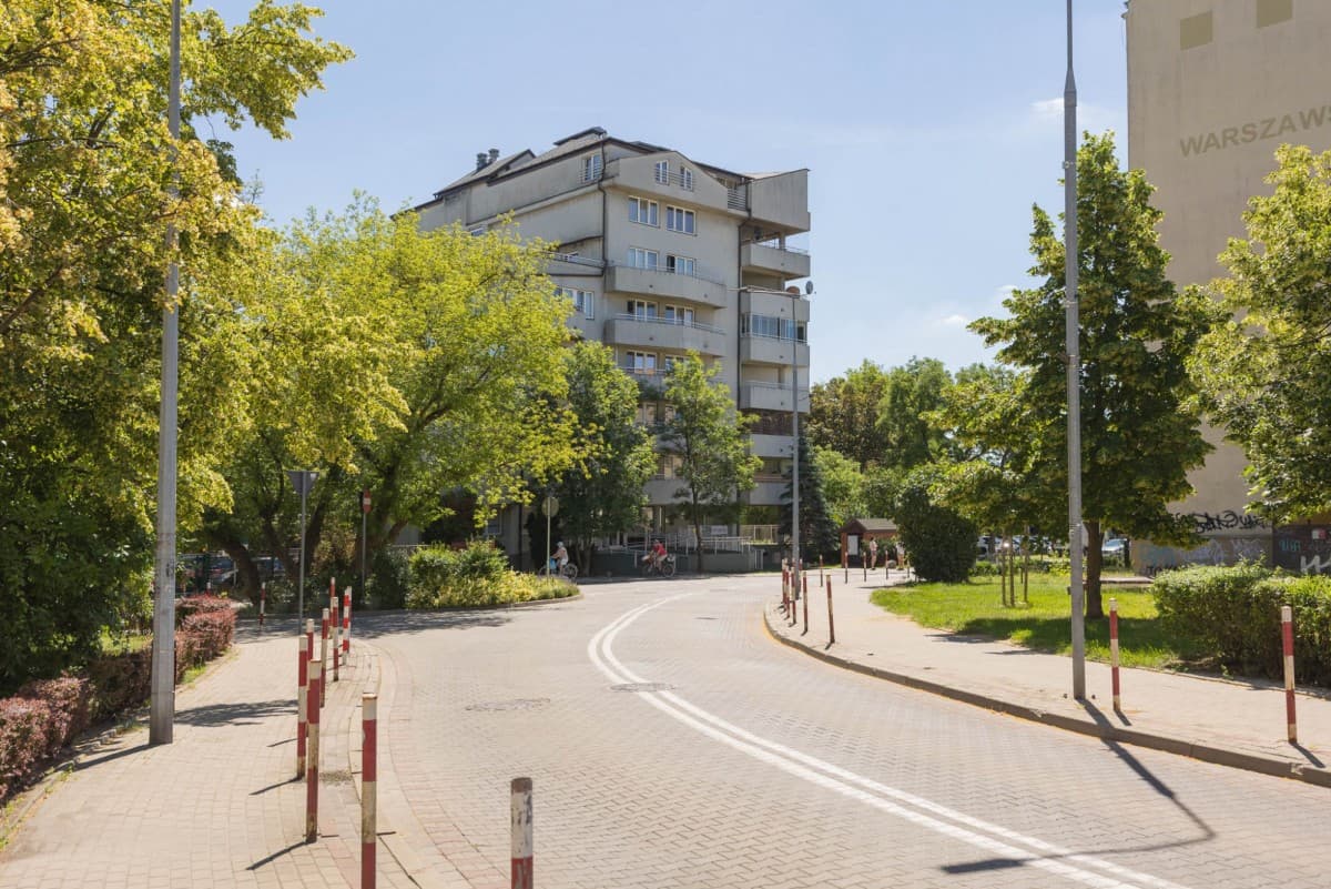 Mieszkanie 2-pokojowe z balkonem w zielonej okolicy – 1