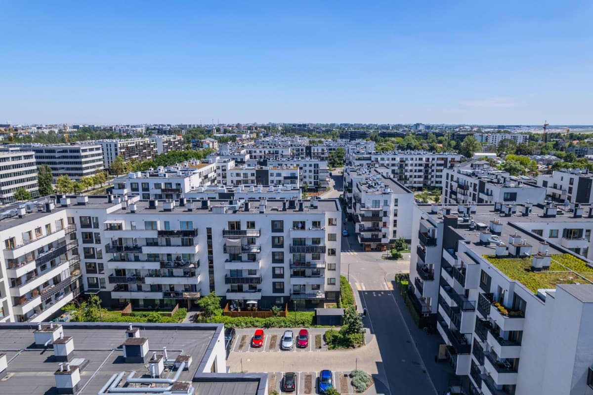 Stylowe mieszkanie 3-pokojowe z dużym balkonem – 1