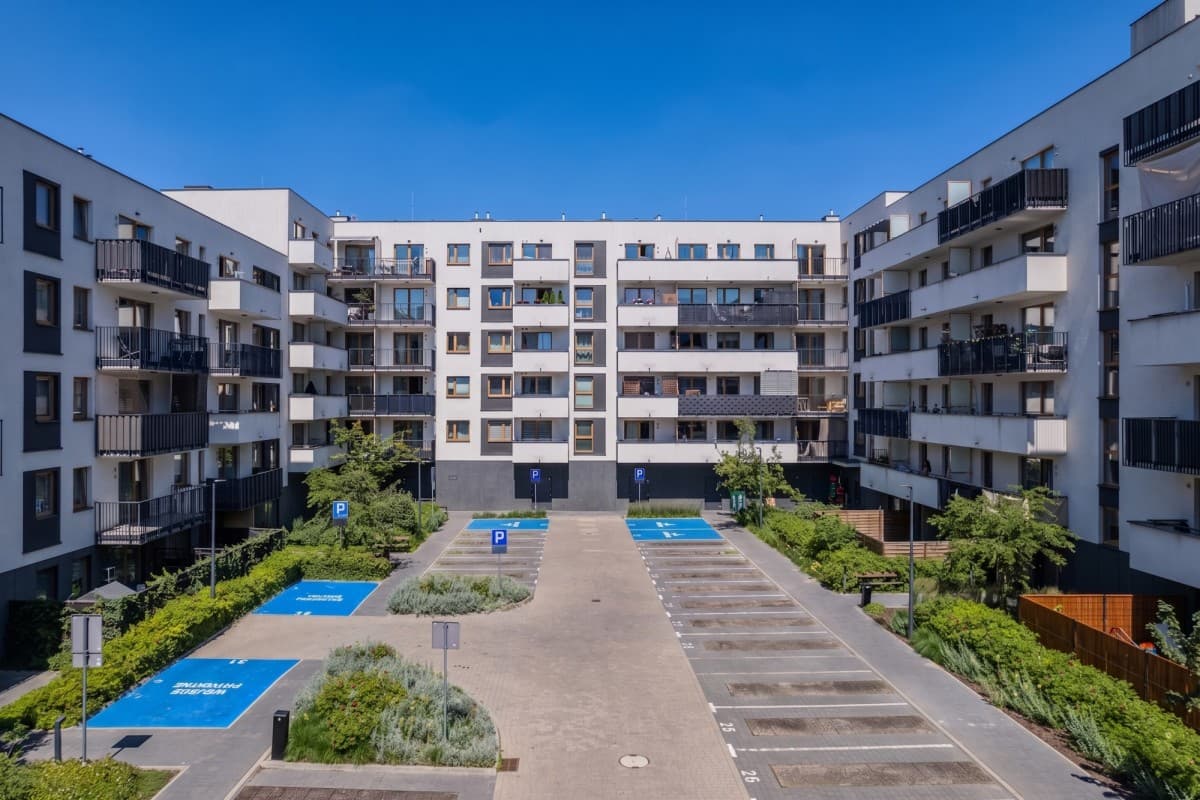 Stylowe mieszkanie 3-pokojowe z dużym balkonem – 2