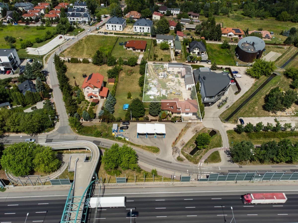 Działka inwestycyjna z zabudową usługową w Białołęce – 18