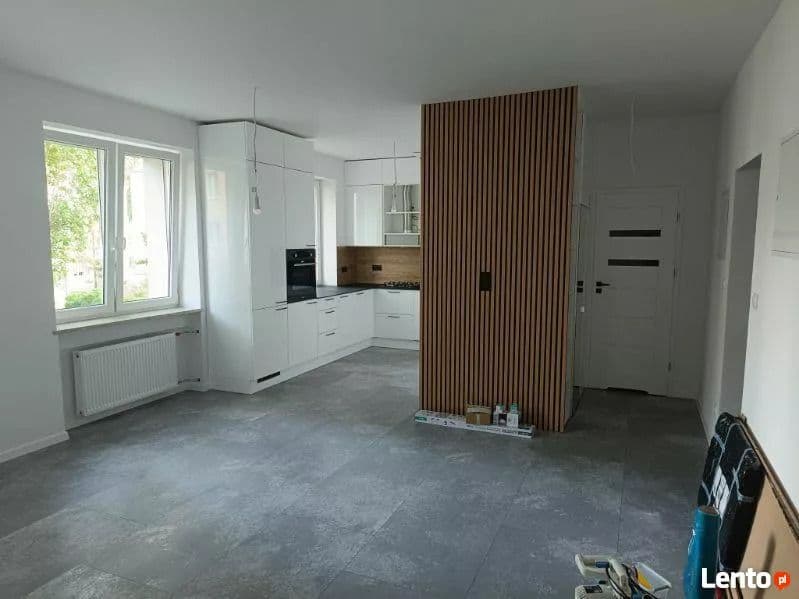 Nowoczesna kawalerka po remoncie blisko komunikacji – 1