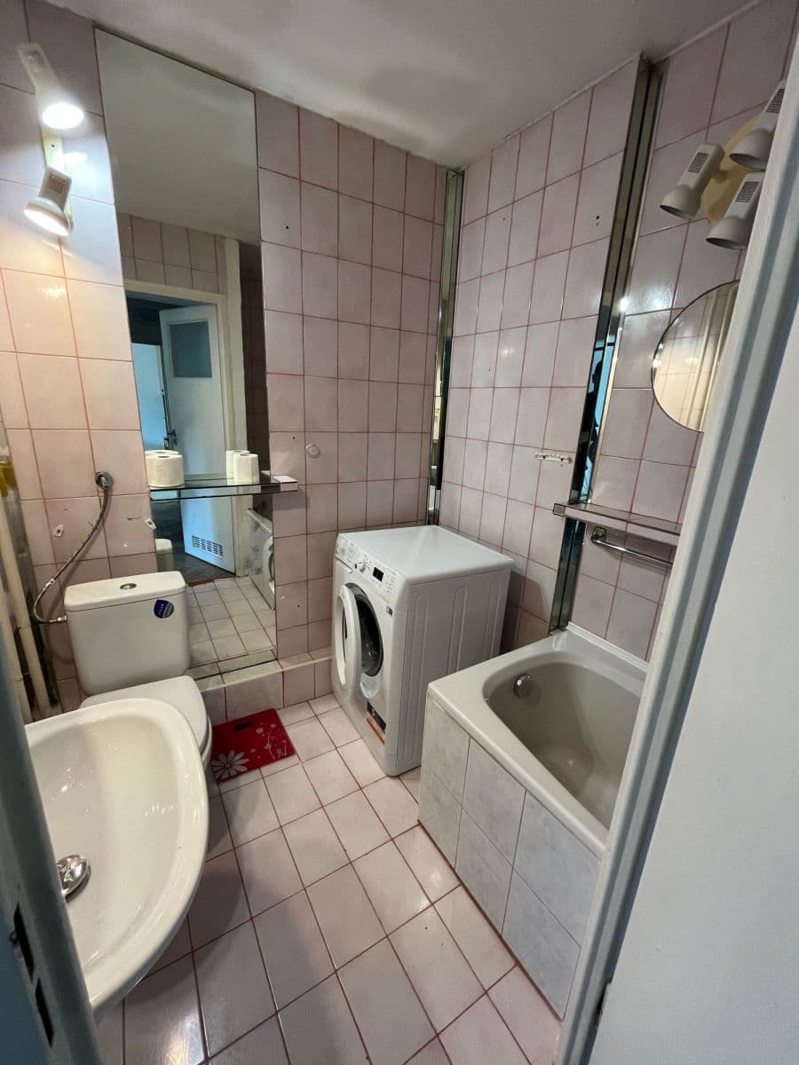 Dwupokojowe umeblowane mieszkanie do wynajęcia na Bielanach – 7