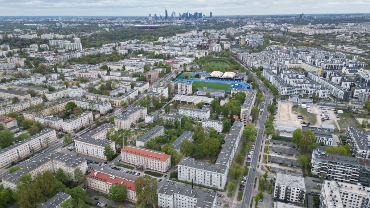 Kawalerka z potencjałem na 2 pokoje – 23