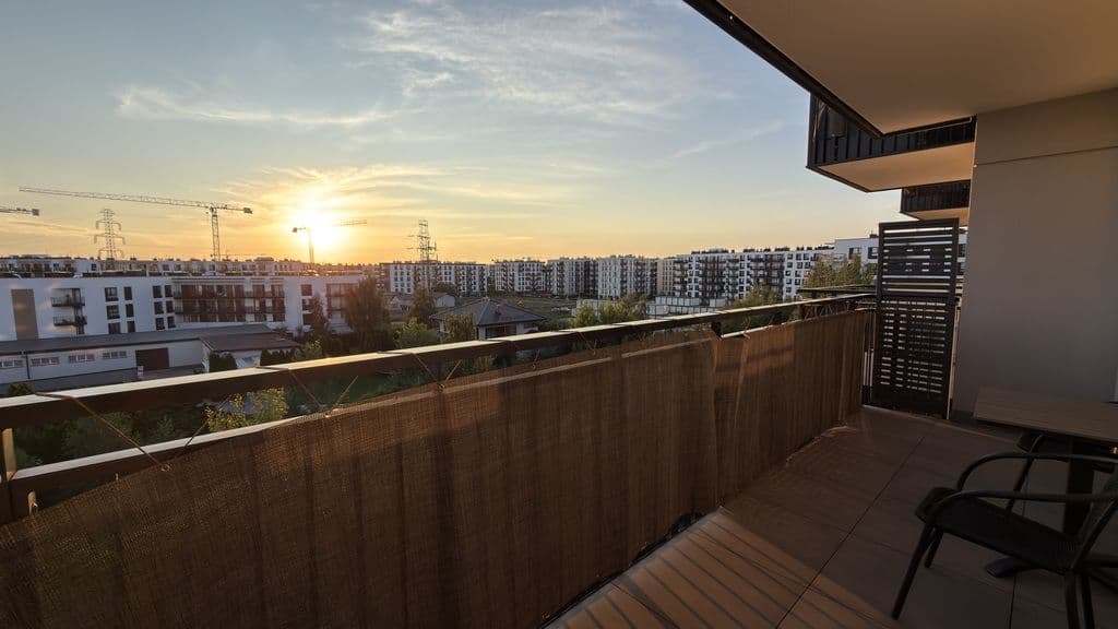 Słoneczne mieszkanie 56m² z tarasem w Metro Zachód – 10