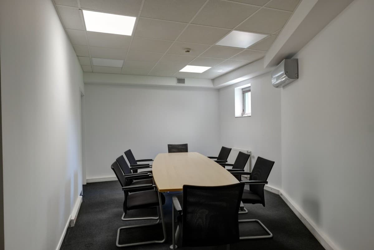 Nowoczesne biuro 170 m² po remoncie w Żoliborzu – 10