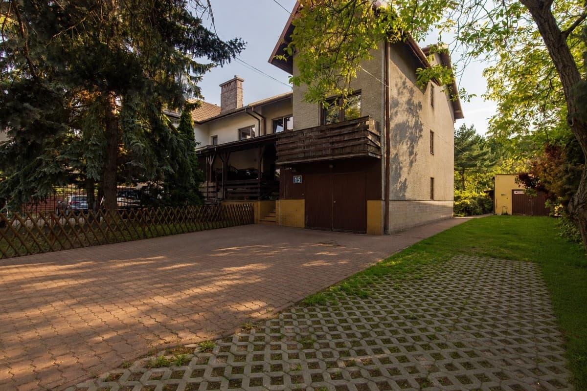 Dwa niezależne domy z potencjałem inwestycyjnym w Rembertowie – 2