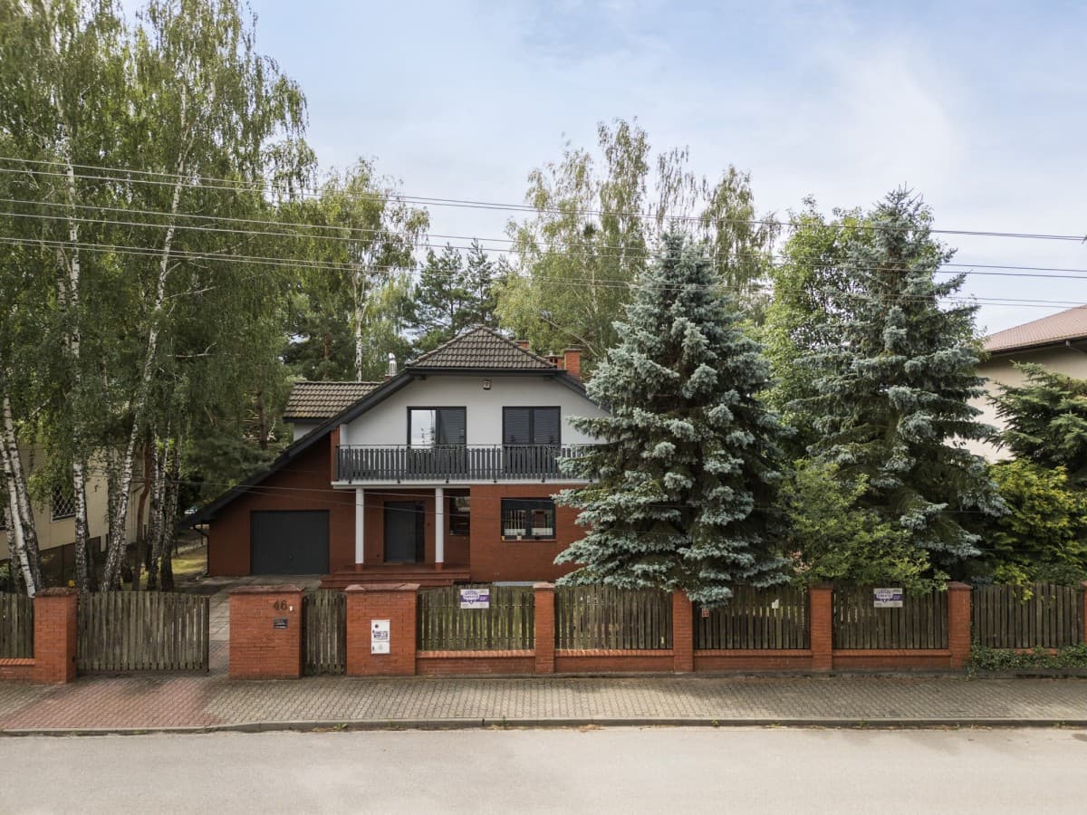 Luksusowa rezydencja z niezależnym apartamentem gościnnym – 26