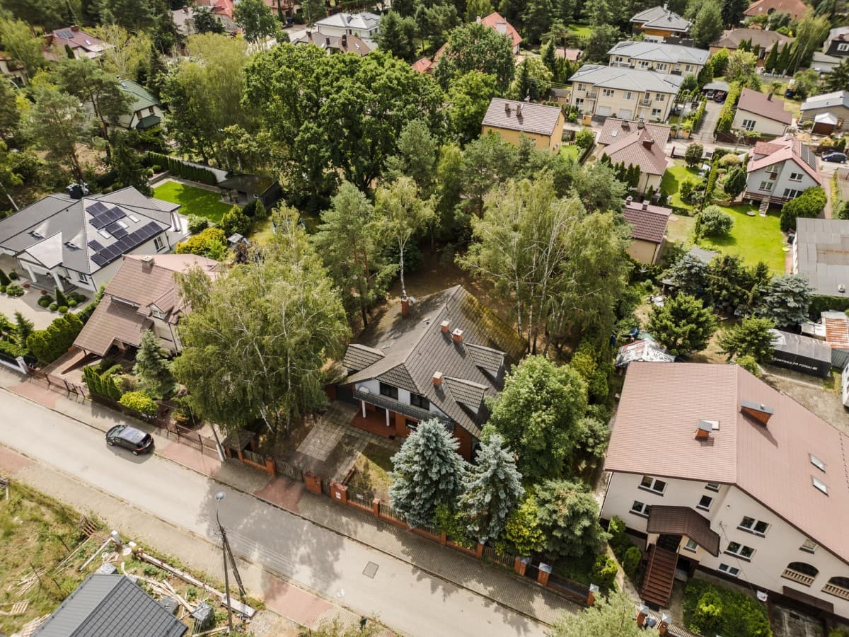 Luksusowa rezydencja z niezależnym apartamentem gościnnym – 20