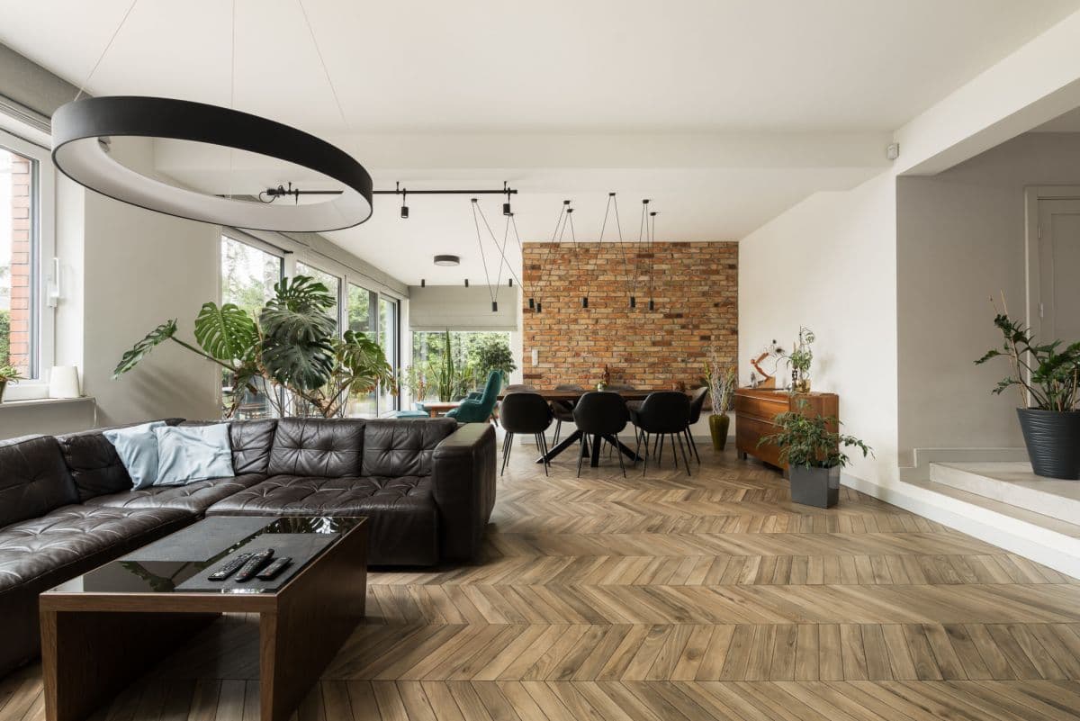 Luksusowa rezydencja z niezależnym apartamentem gościnnym – 3