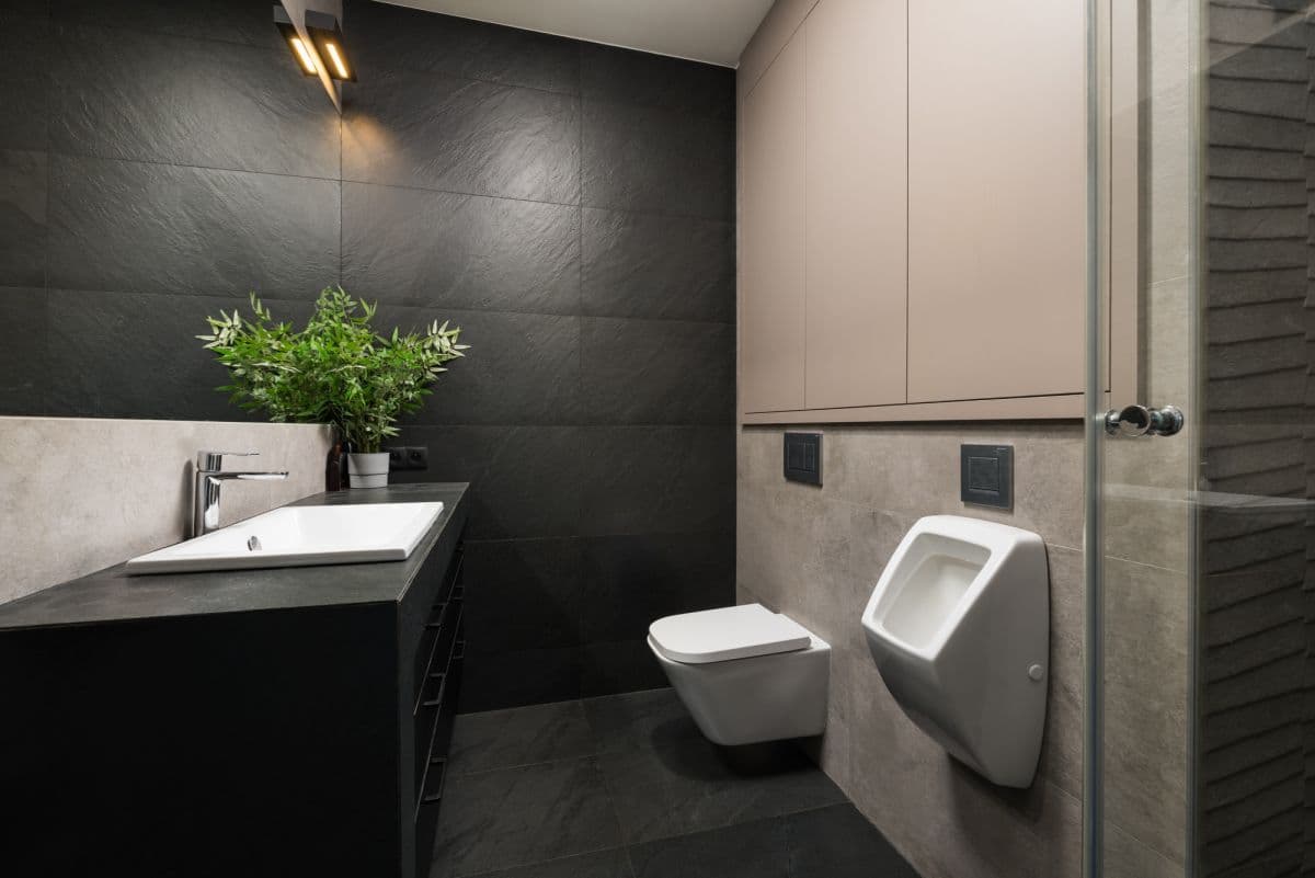 Luksusowa rezydencja z niezależnym apartamentem gościnnym – 13