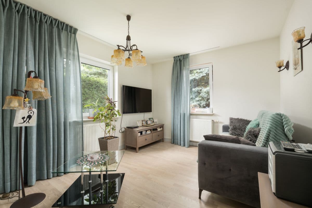 Luksusowa rezydencja z niezależnym apartamentem gościnnym – 19