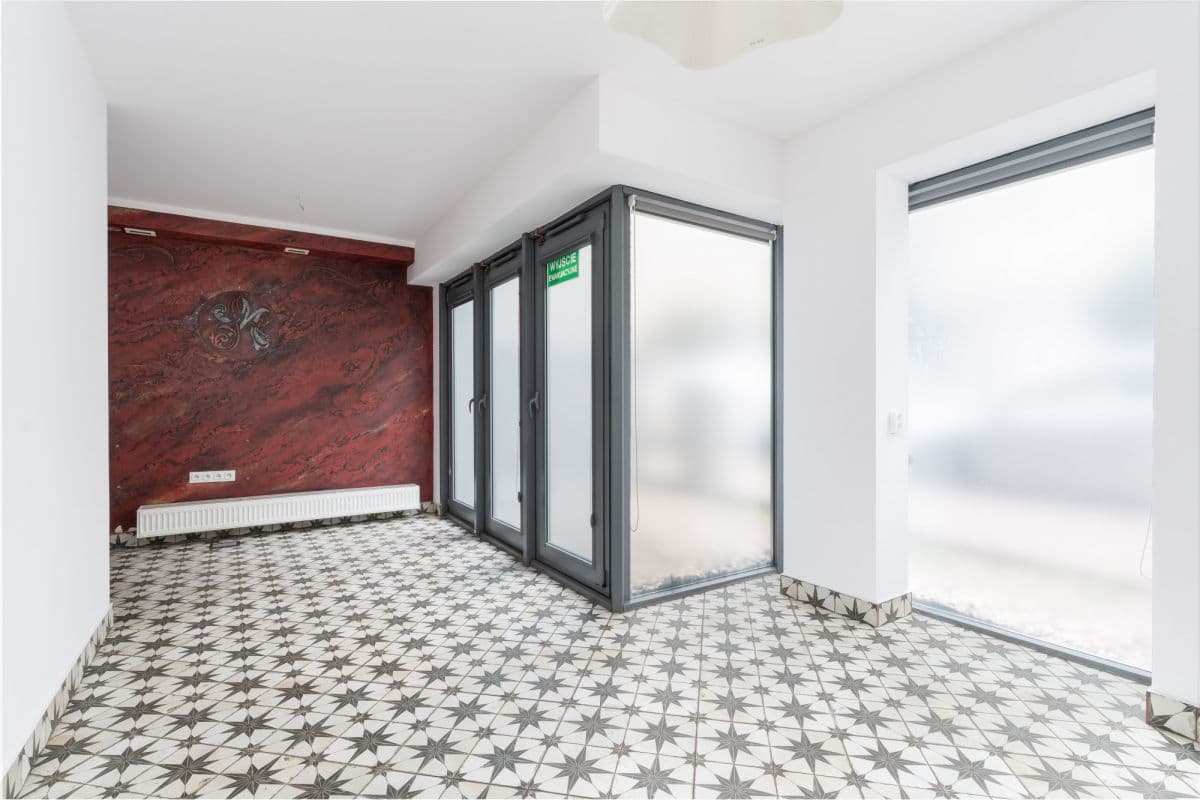 Lokal użytkowy parterowy z dostępem do ogródka – 1