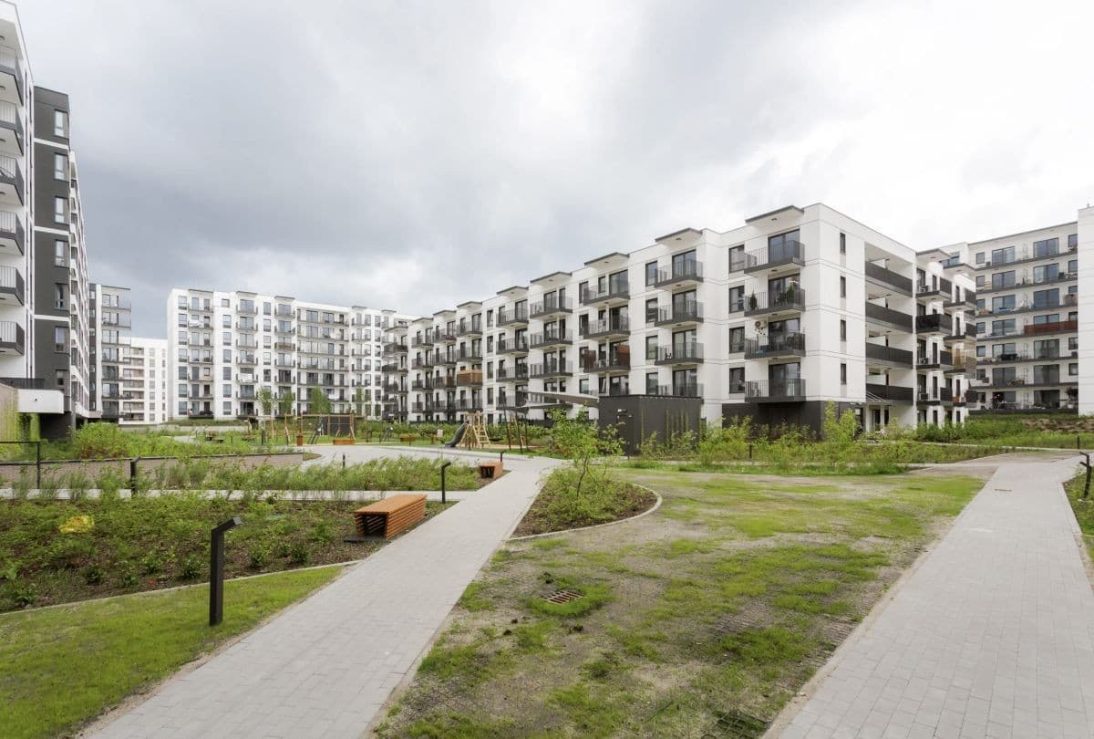 Nowoczesne 2-pokojowe mieszkanie z balkonem i klimatyzacją – 13